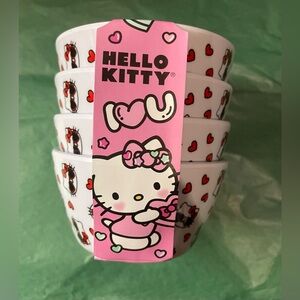 Hello Kitty Valentine’s mini condiments/ snack bowls (Set of 4)